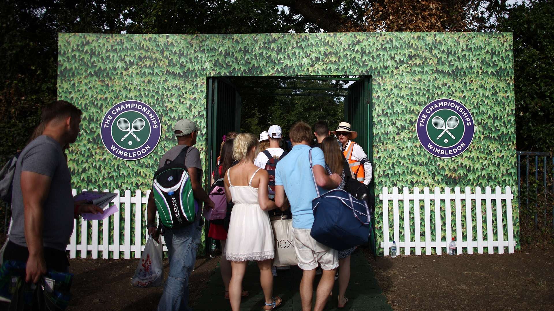 他不可撼动 他不可撼动